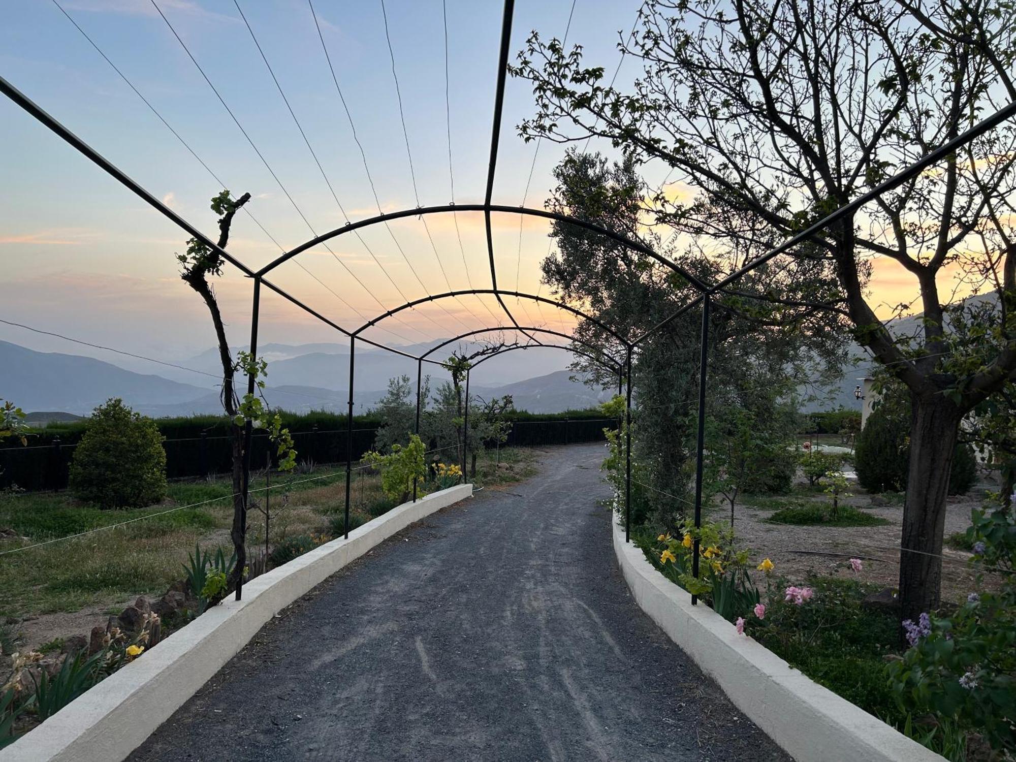Rustica En La Alpujarra - La Gualalla - Soportujar Villa *