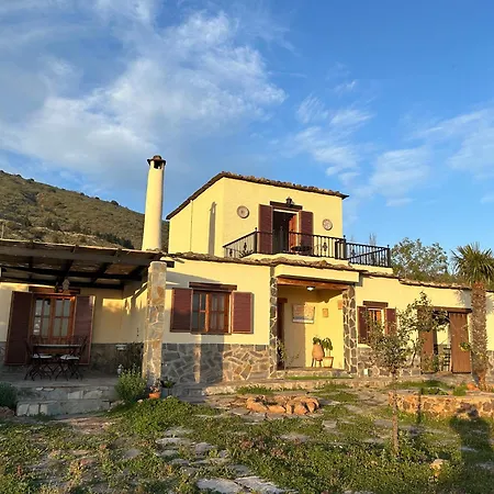 Villa Rustica En La Alpujarra - La Gualalla - Soportujar Carataunas Exterior photo